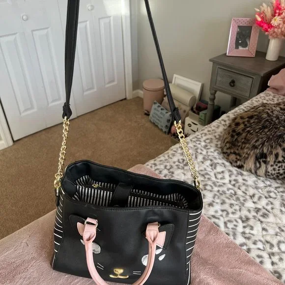 Betsey Johnson Cat Face purse - Picture 5 of 6
